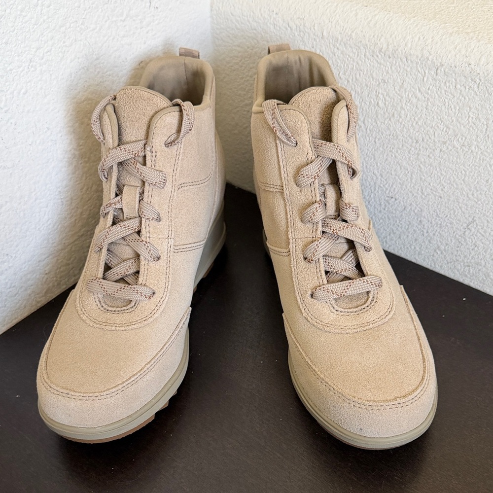 NWOT Sorel Taupe Suede Wedge Lace-Up Ankle Booties. - Picture 13 of 14